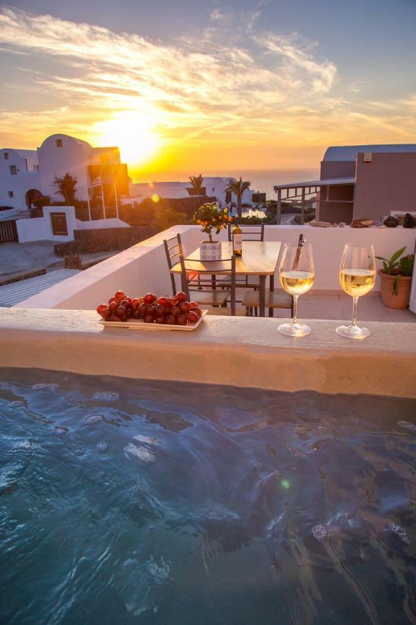 Apanomeria Boutique Residence Oia  Extérieur photo